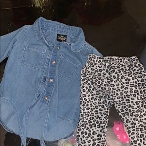 Gently used 3T clothes